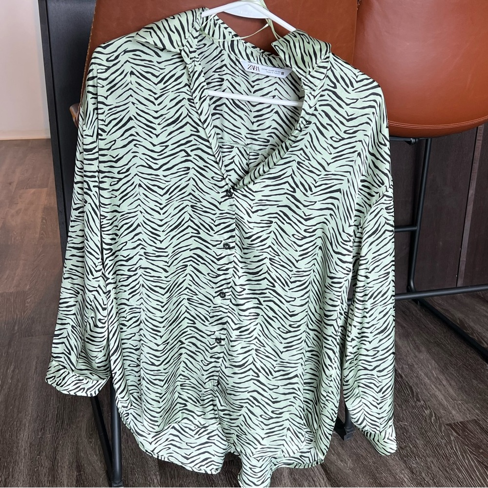 Zara Green Zebra Print Button-Down Shirt